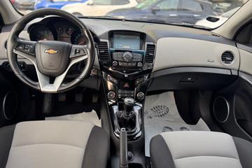 Chevrolet Cruze 1,8 LS