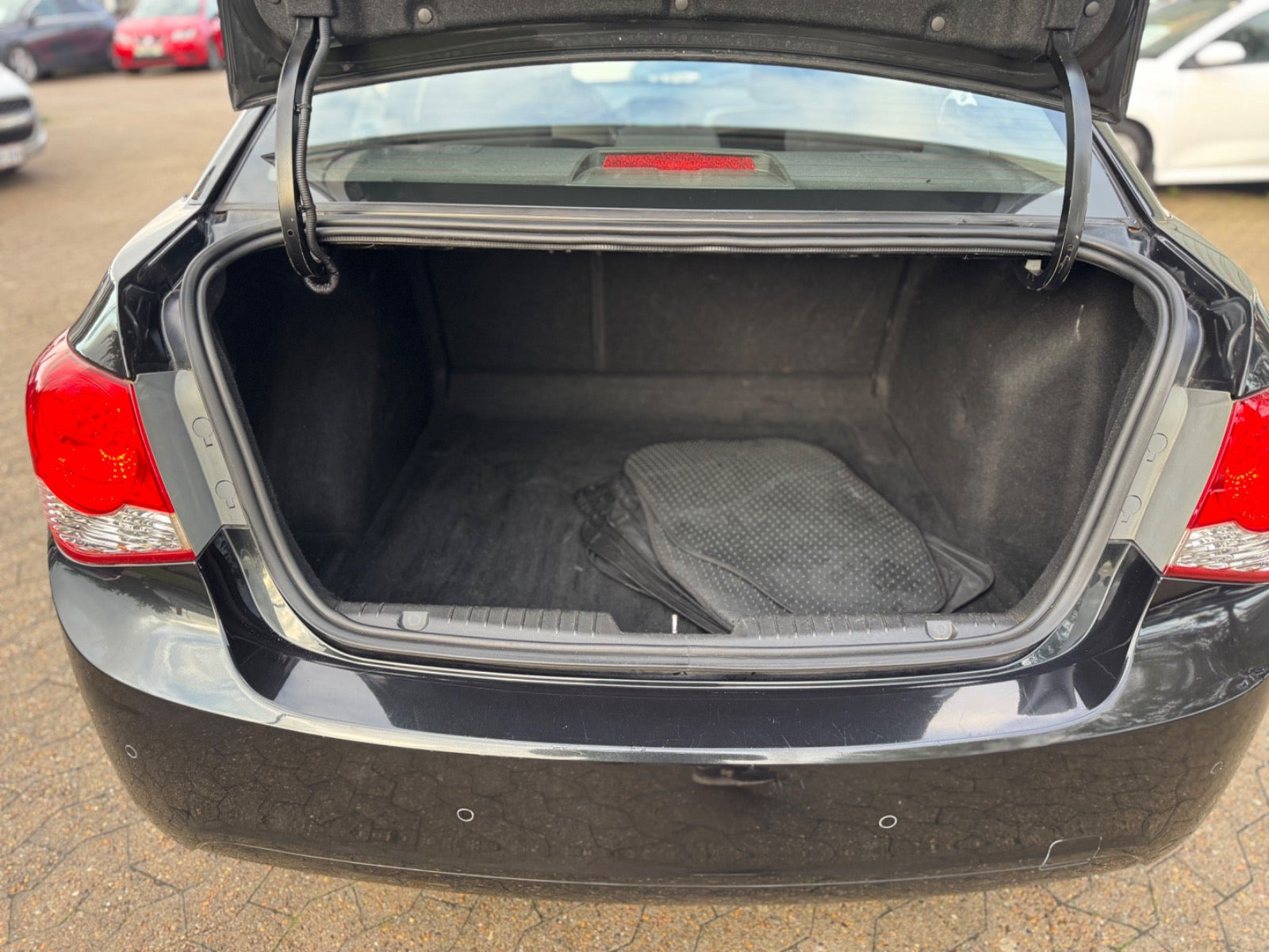 Sort Chevrolet Cruze fra 2011