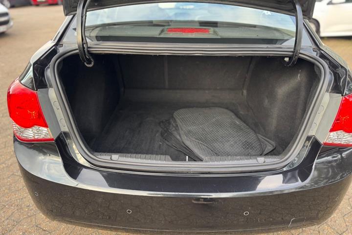 Sort Chevrolet Cruze fra 2011