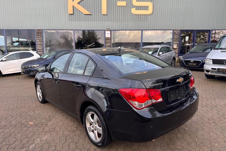 Sort Chevrolet Cruze fra 2011
