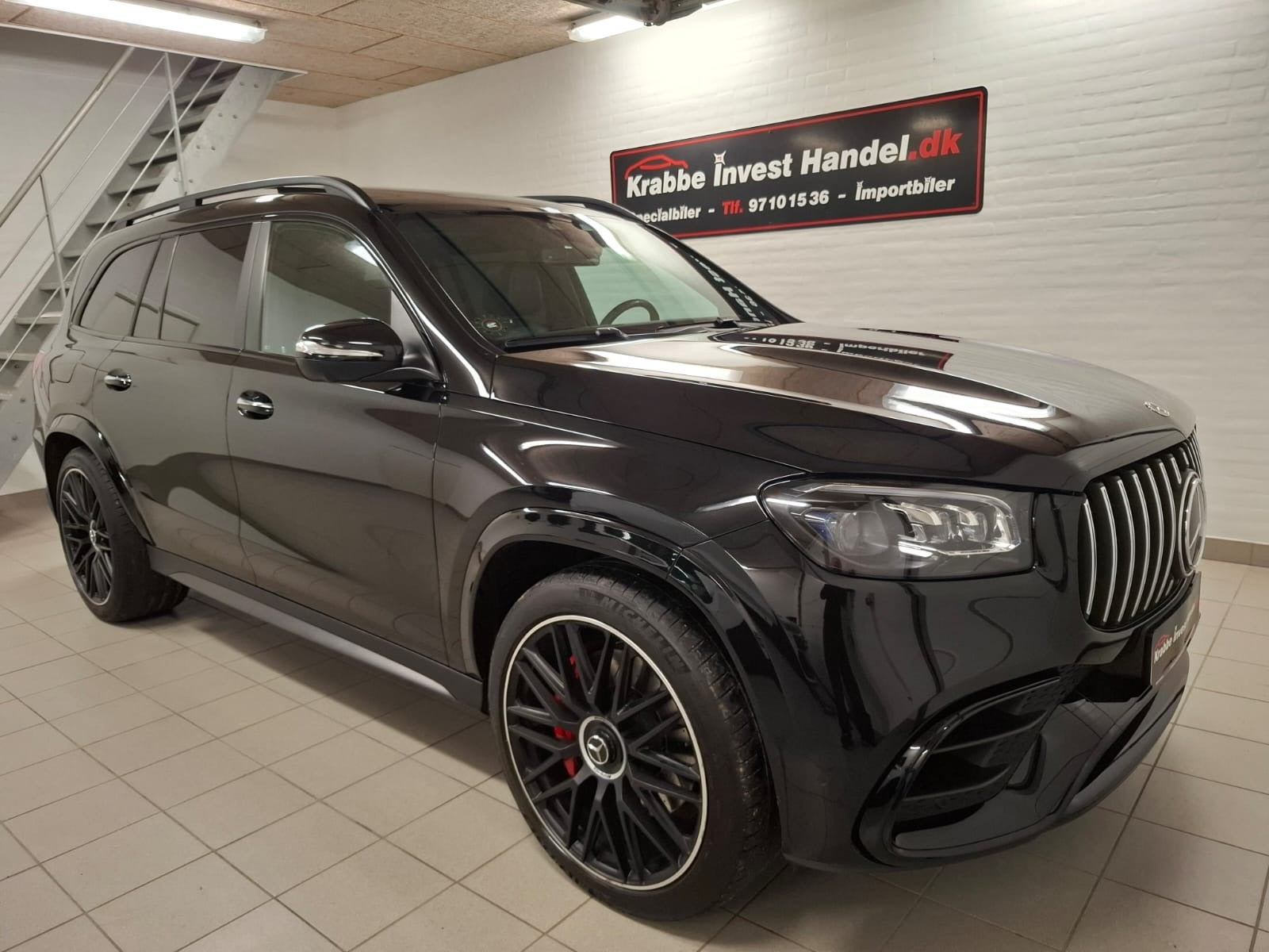 Sort Mercedes GLS63 fra 2023