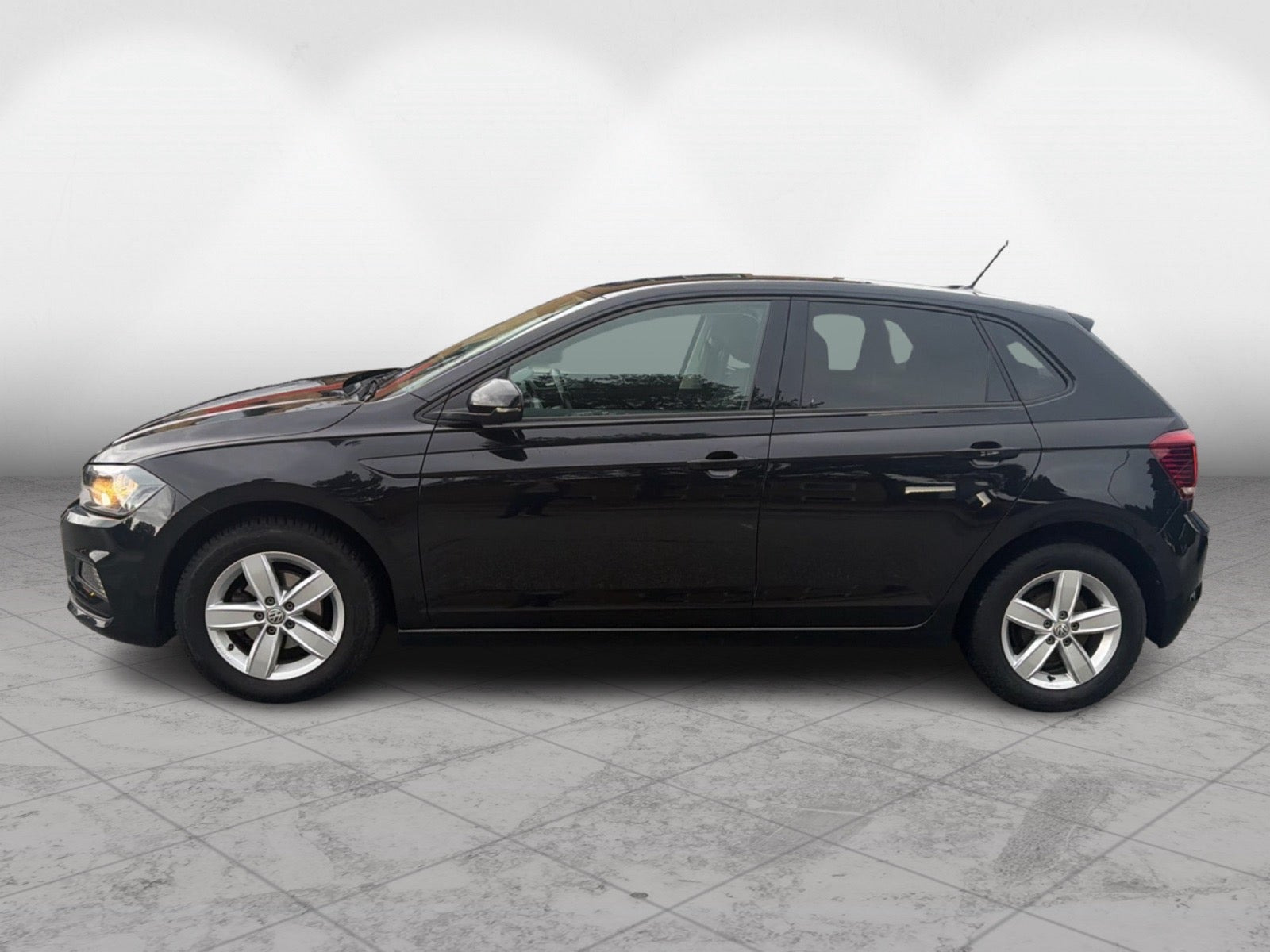 Sort VW Polo fra 2019