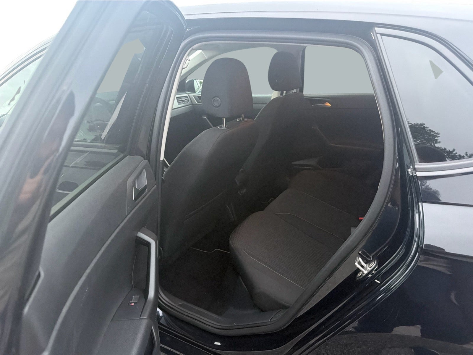 Sort VW Polo fra 2019
