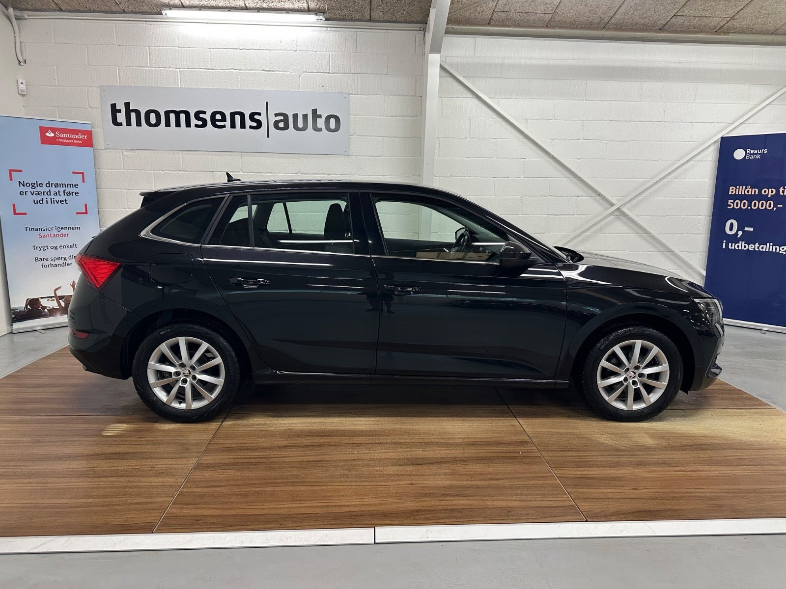 Sort Skoda Scala fra 2020