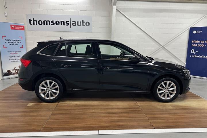 Sort Skoda Scala fra 2020