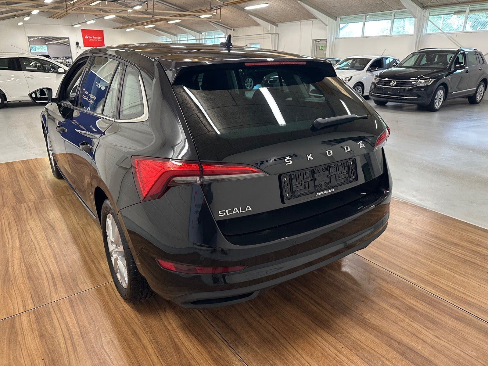 Sort Skoda Scala fra 2020