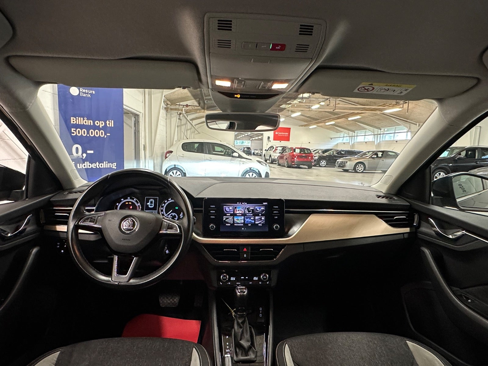 Sort Skoda Scala fra 2020