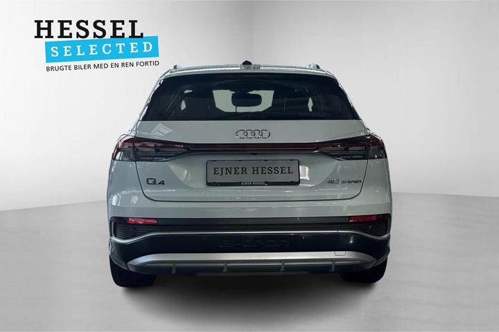 Hvid Audi Q4 e-tron fra 2022