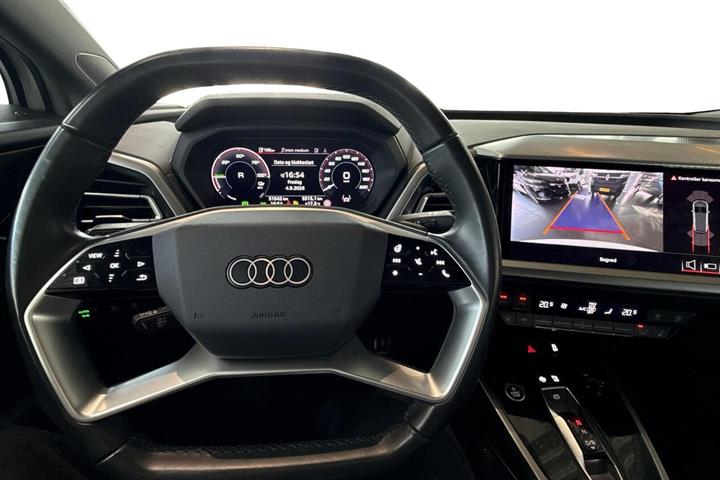 Hvid Audi Q4 e-tron fra 2022