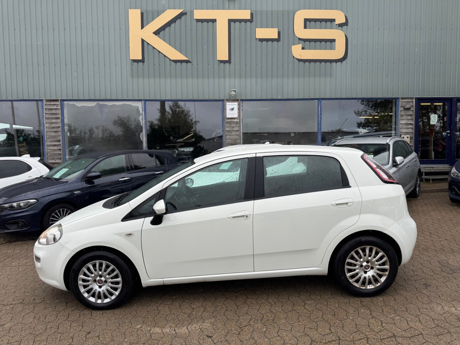 undefined Fiat Punto fra 2013