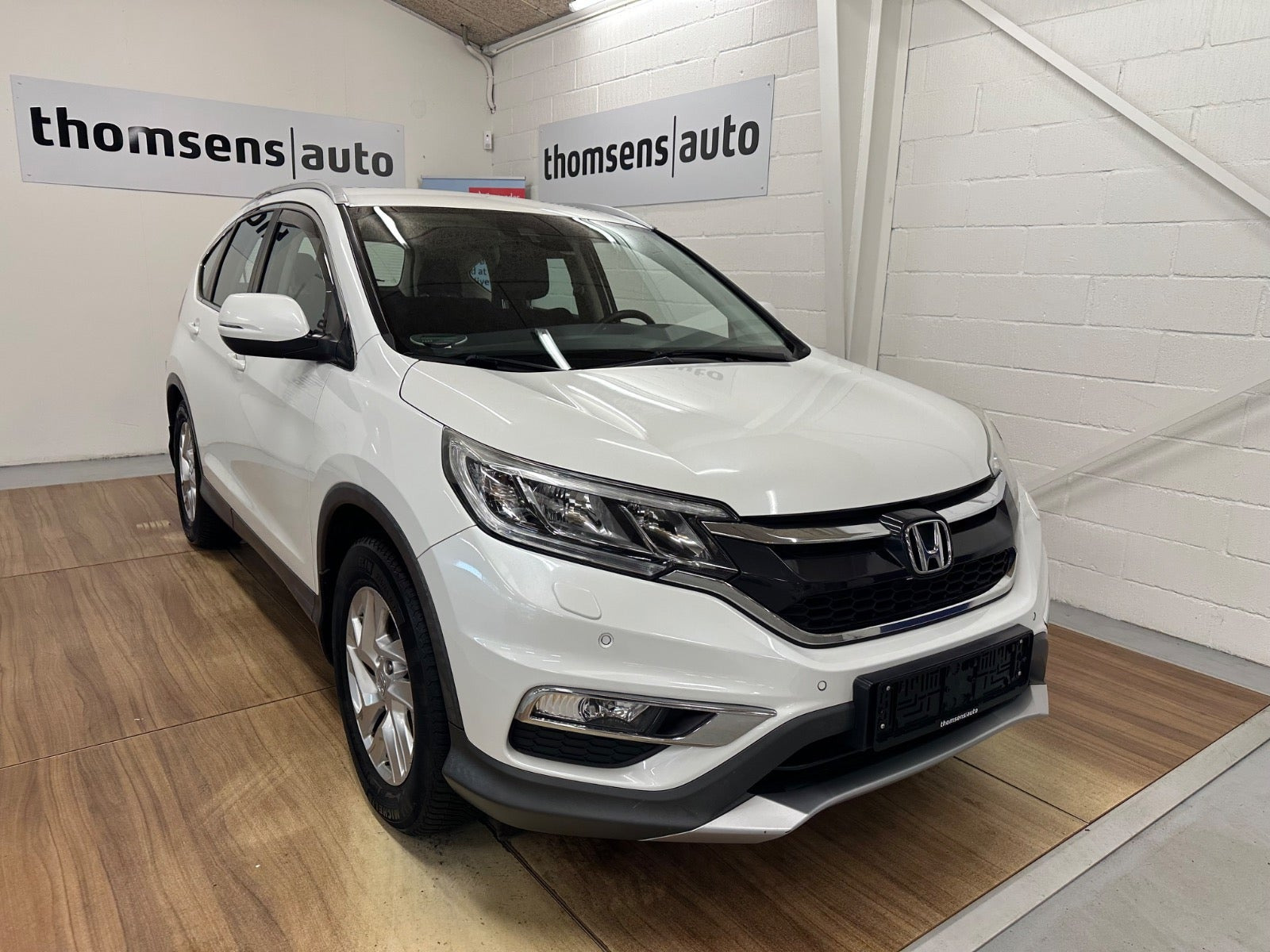 Hvid Honda CR-V fra 2015