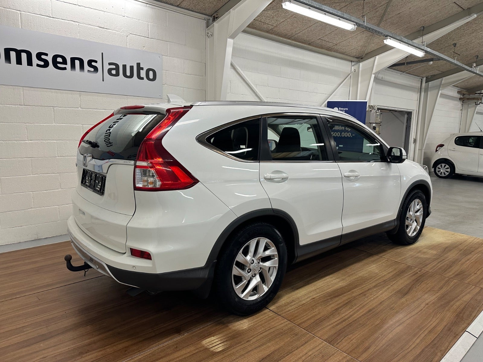 Hvid Honda CR-V fra 2015