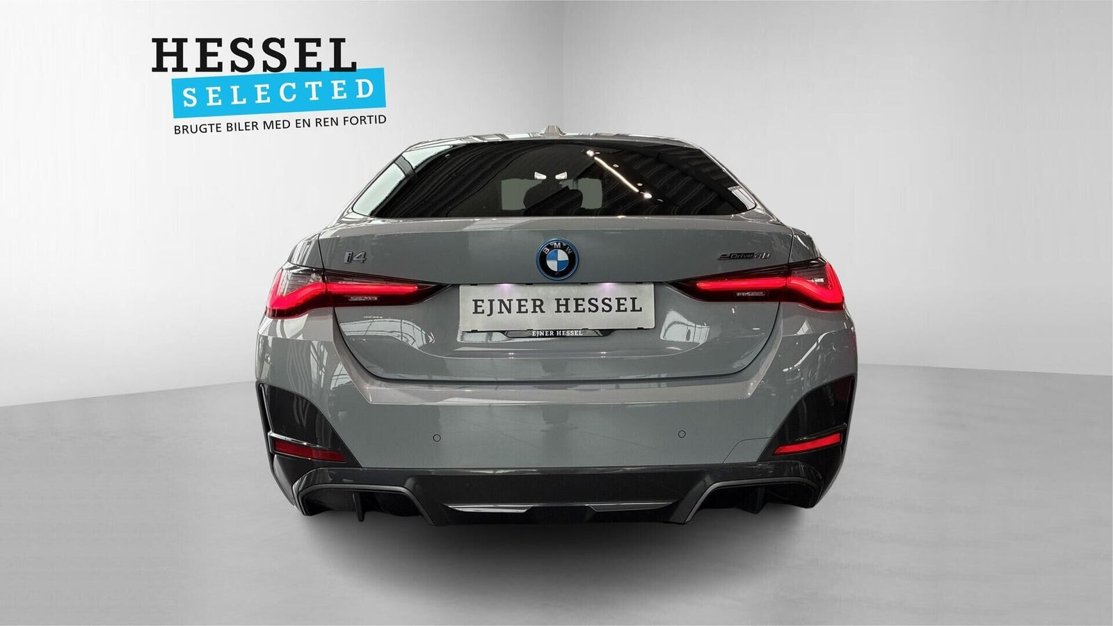 Grå BMW i4 fra 2026