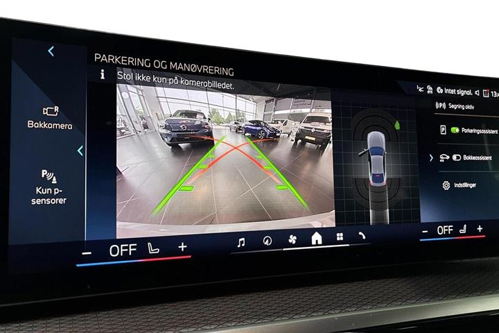 Grå BMW i4 fra 2026