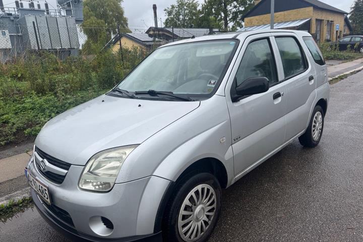 undefined Suzuki Ignis fra 2006 set udefra