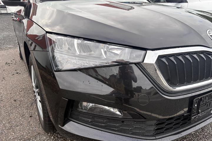 Sort Skoda Scala fra 2020