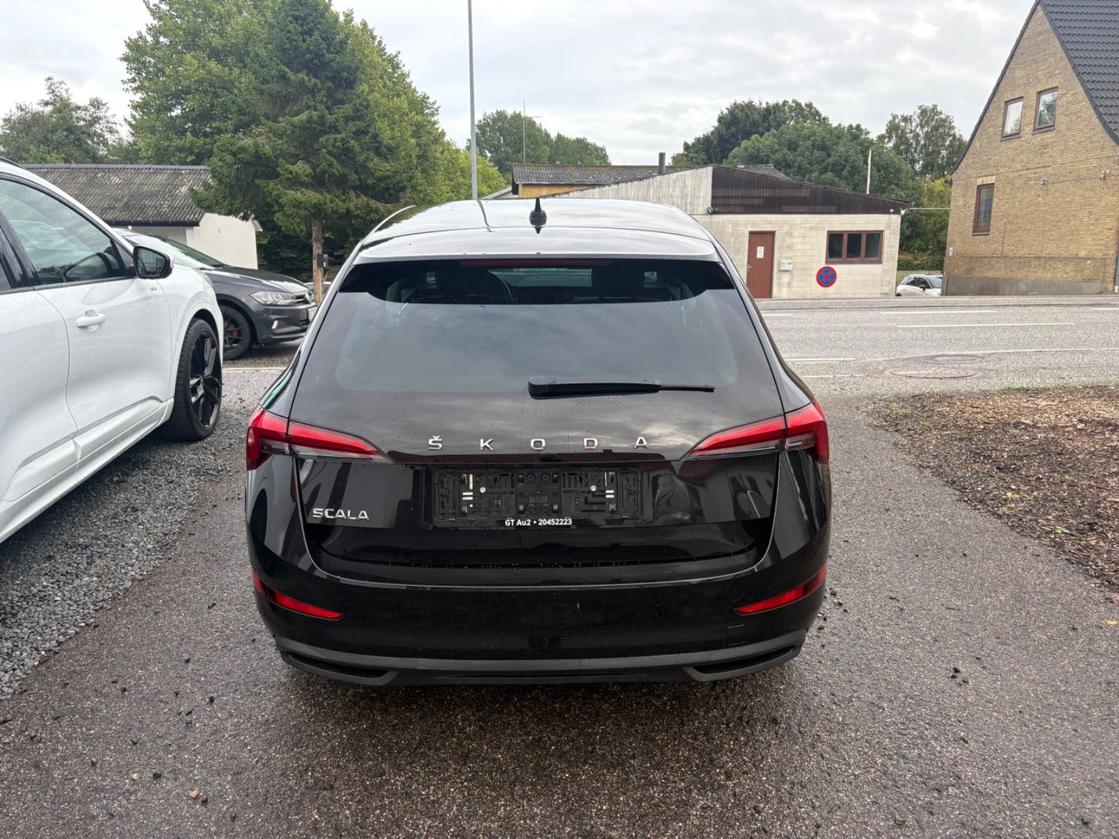 Sort Skoda Scala fra 2020