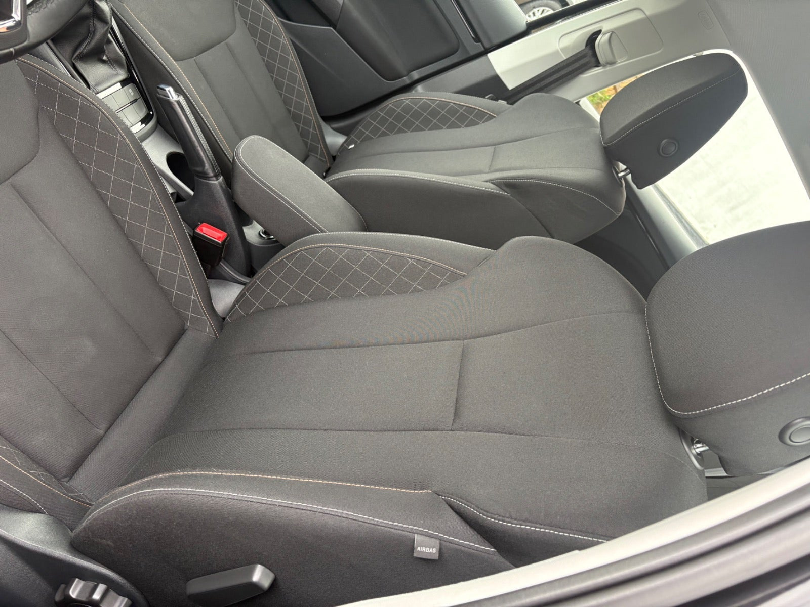 Sort Skoda Scala fra 2020