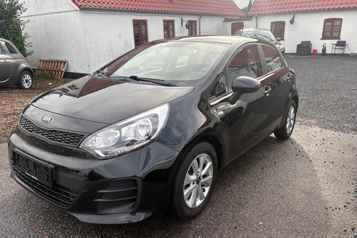 Sort Kia Rio fra 2016