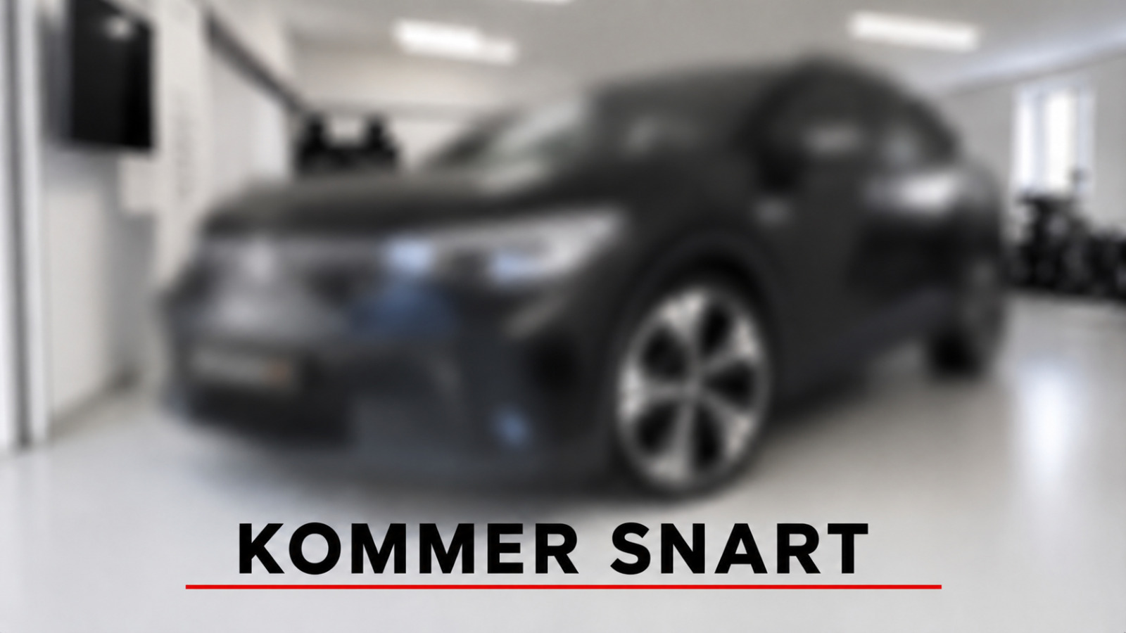 Grå Peugeot e-2008 fra 2023