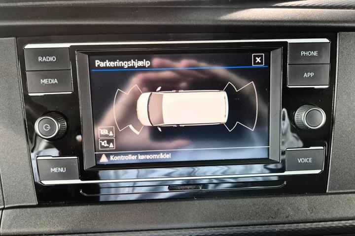 Hvid VW Transporter fra 2022