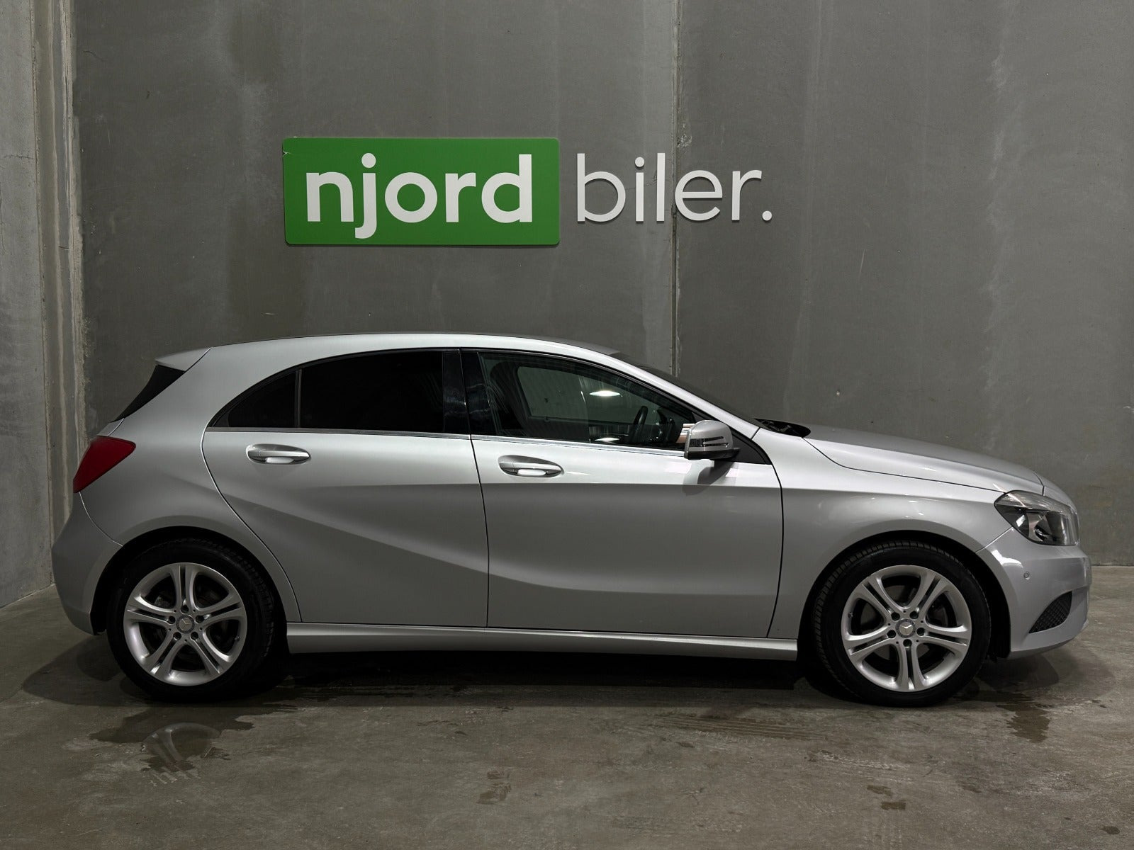 undefined Mercedes A200 fra 2015