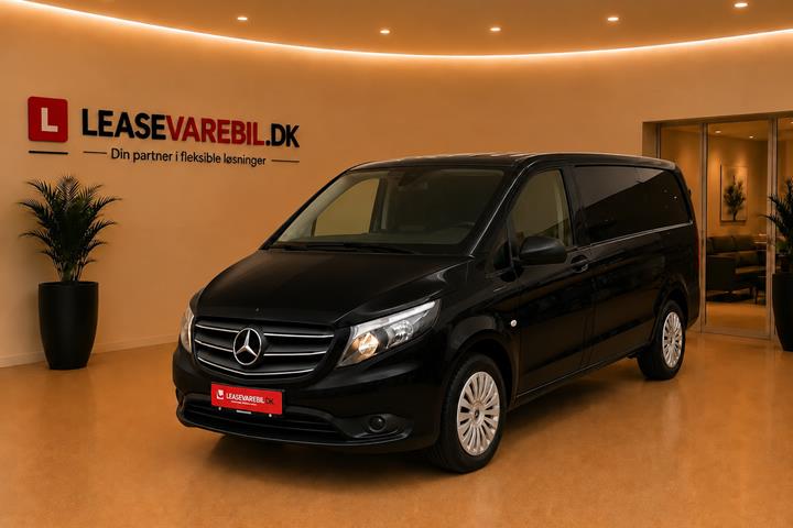 Sort Mercedes eVito 111 fra 2022