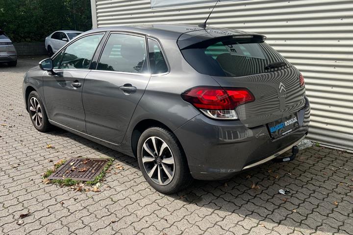 Grå Citroën C4 fra 2018
