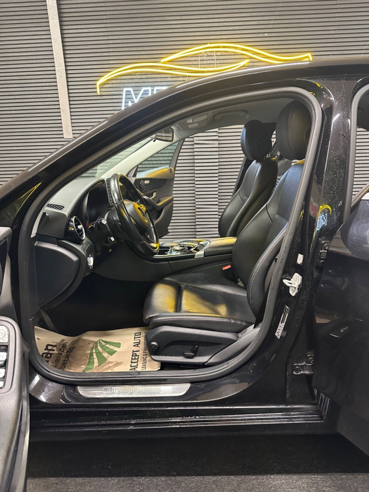 undefined Mercedes C200 fra 2015