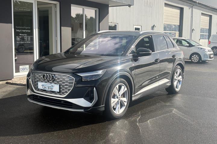 Sort Audi Q4 e-tron fra 2024