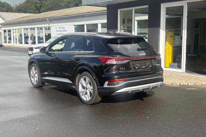 Sort Audi Q4 e-tron fra 2024