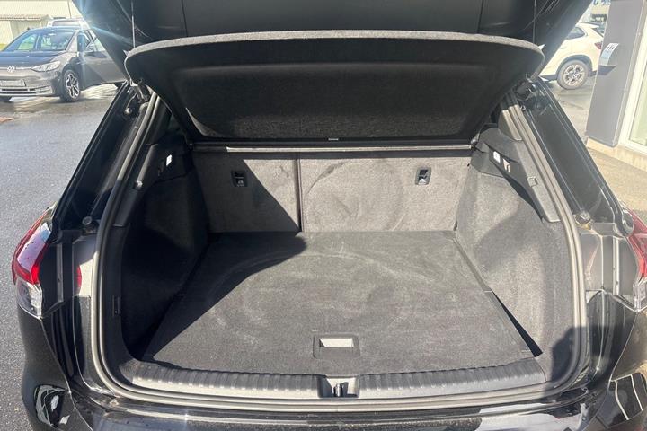 Sort Audi Q4 e-tron fra 2024