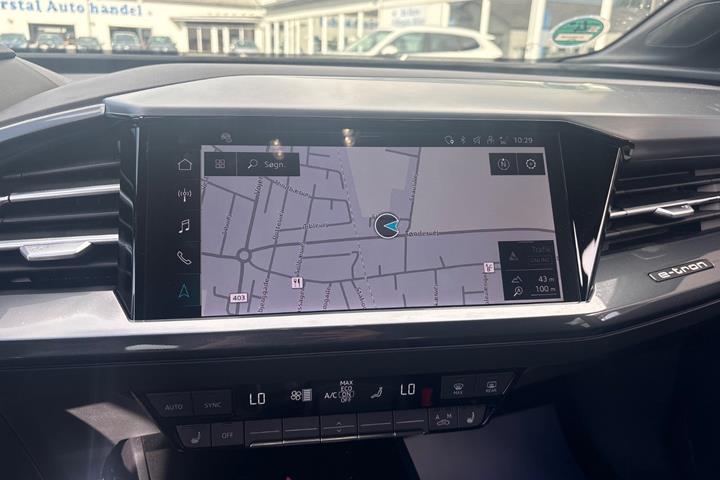 Sort Audi Q4 e-tron fra 2024