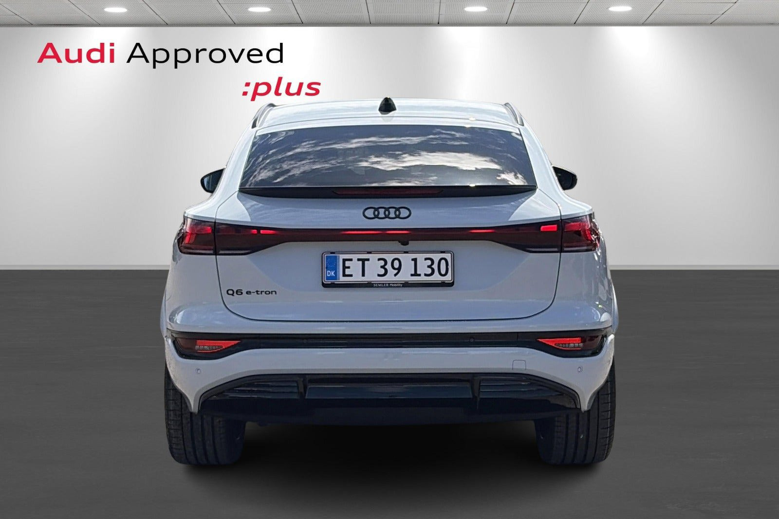 Hvid Audi Q6 fra 2026