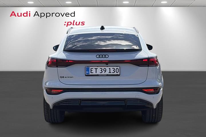 Hvid Audi Q6 fra 2026