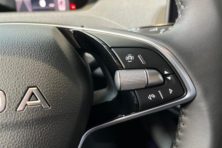 Sølv Skoda Enyaq fra 2026