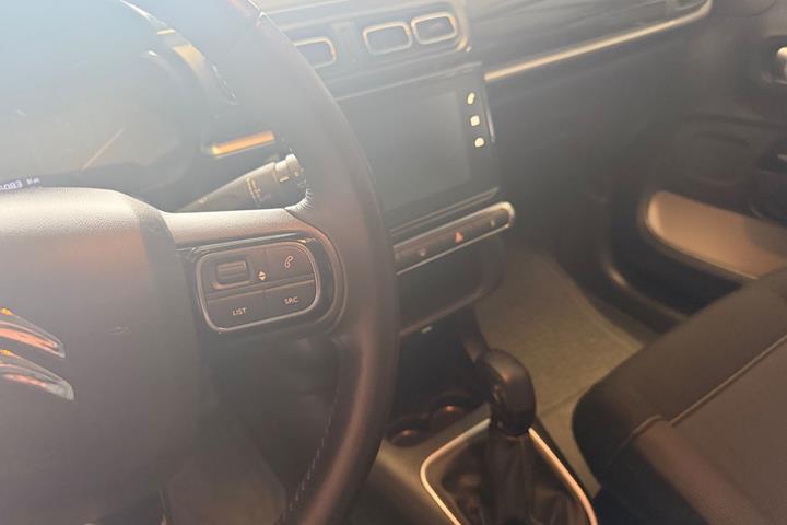 Beige Citroën C3 fra 2021