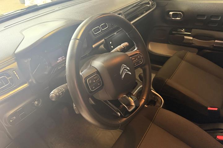 Beige Citroën C3 fra 2021