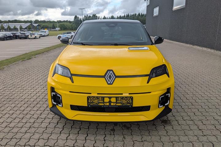 Gul Renault 5 E-Tech fra 2026