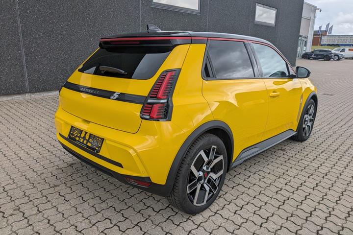 Gul Renault 5 E-Tech fra 2026