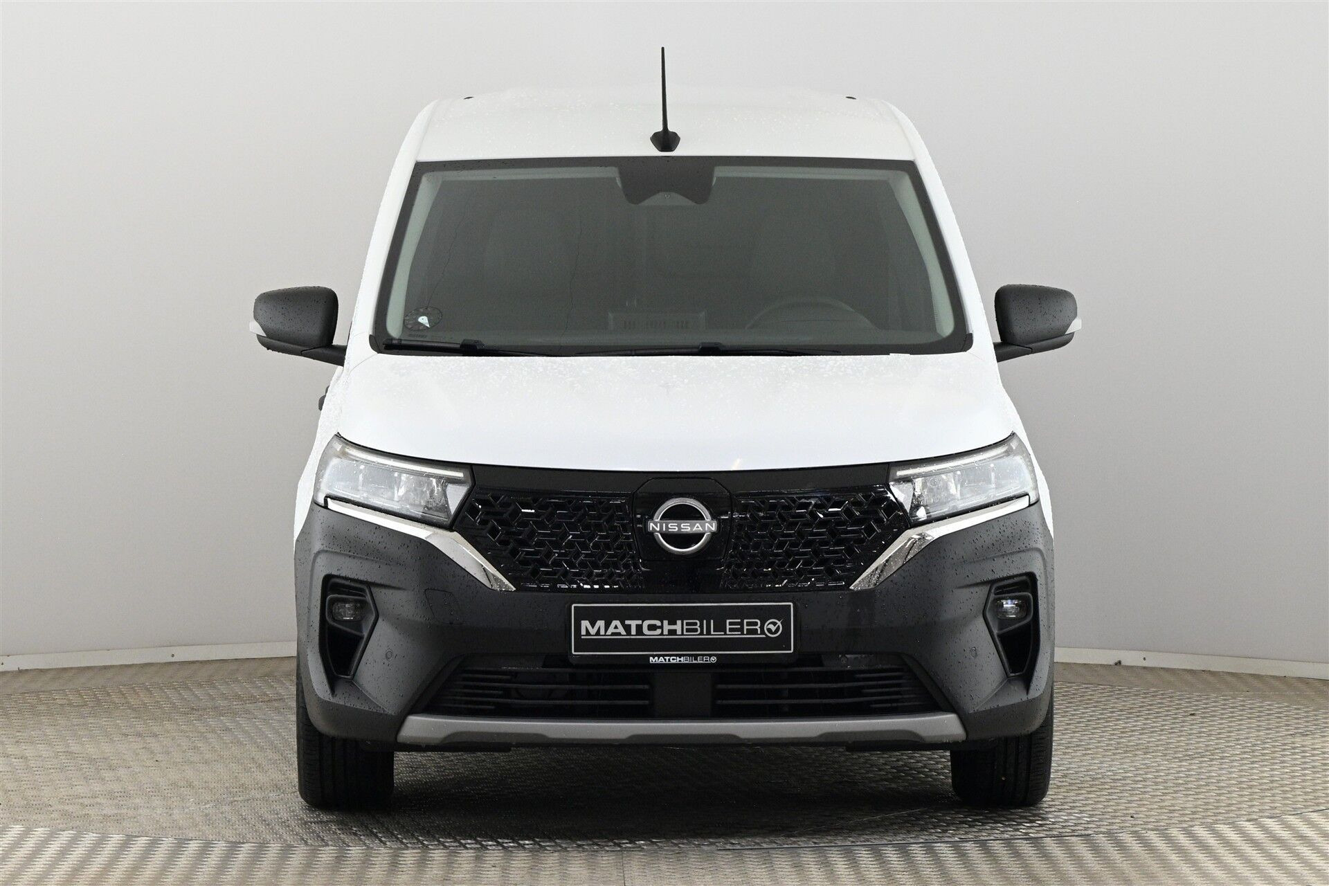 Hvid Nissan Townstar fra 2023