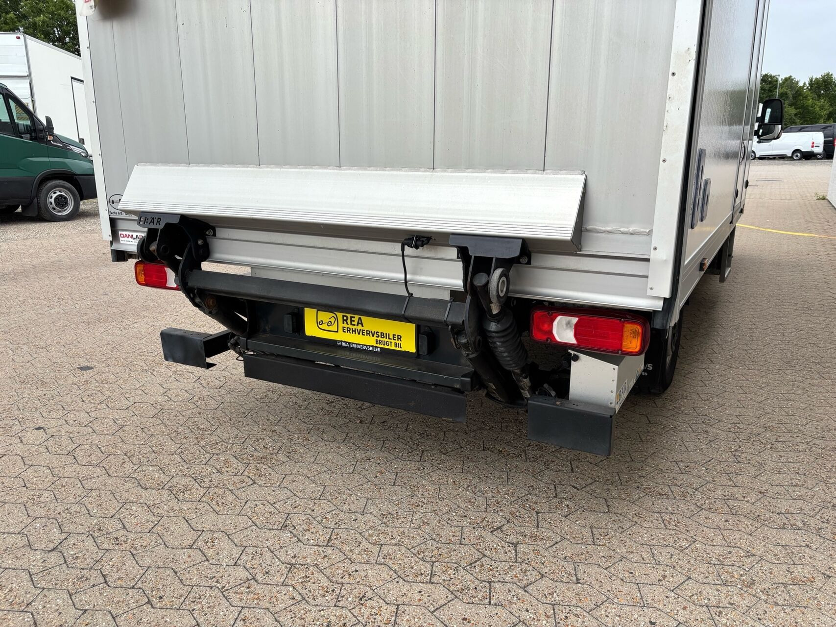 Hvid Iveco Daily fra 2023