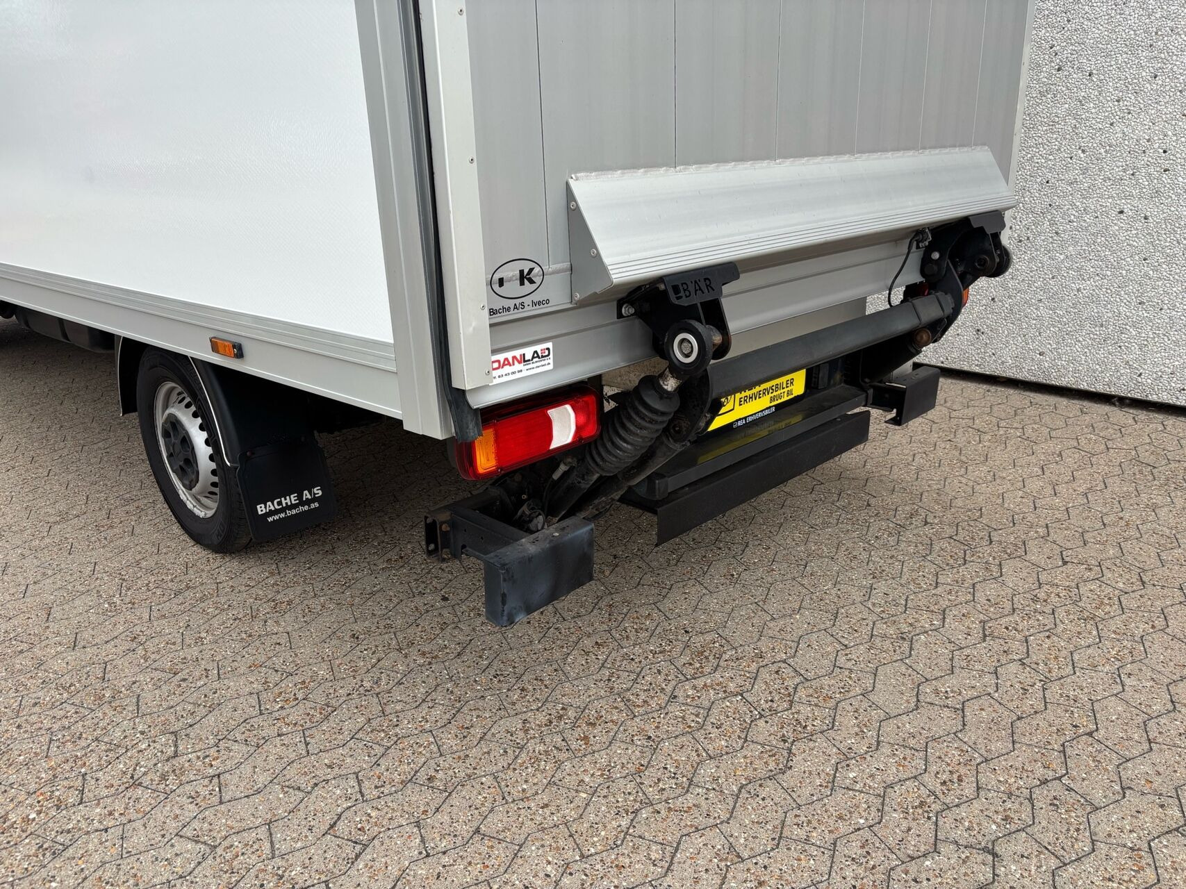 Hvid Iveco Daily fra 2023