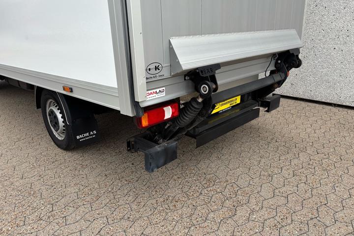 Hvid Iveco Daily fra 2023