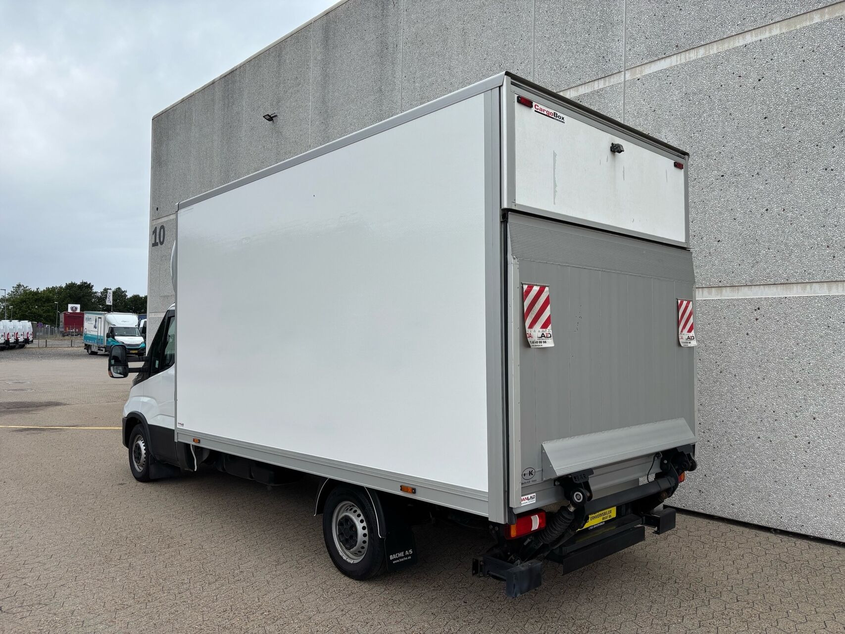 Hvid Iveco Daily fra 2023