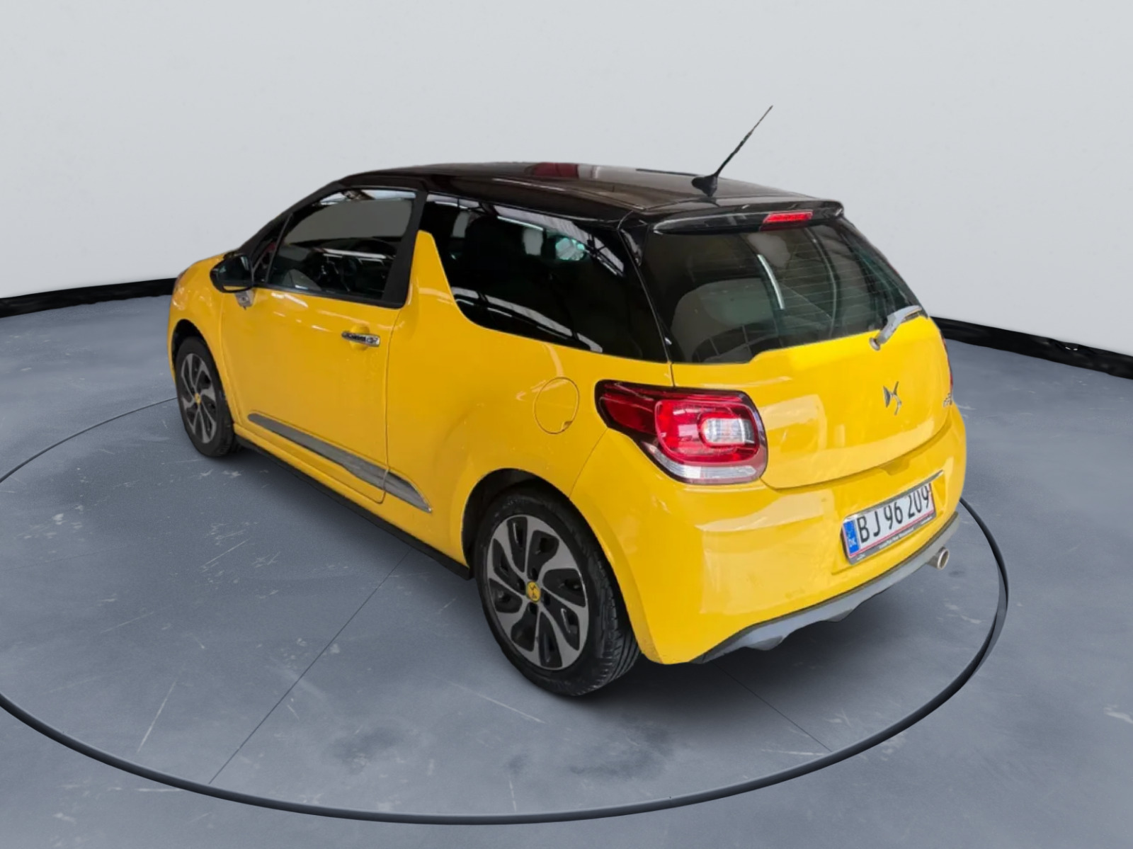 undefined DS DS 3 fra 2015