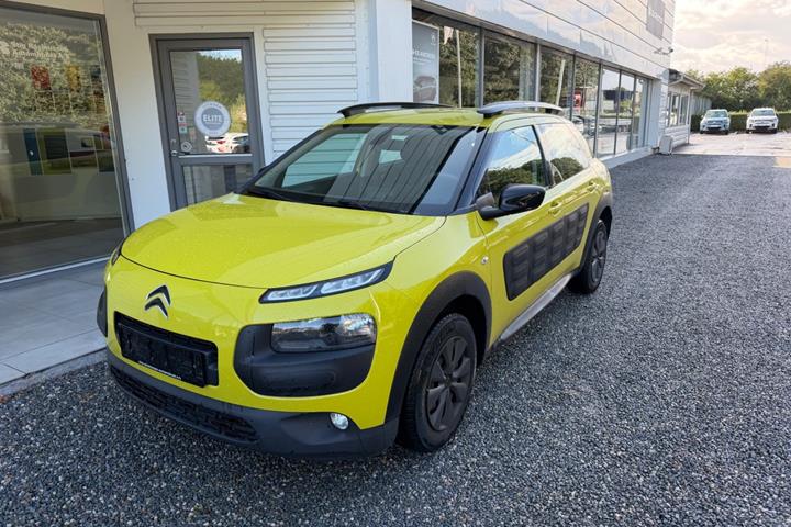Gul Citroën C4 Cactus fra 2017