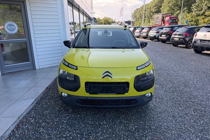 Gul Citroën C4 Cactus fra 2017