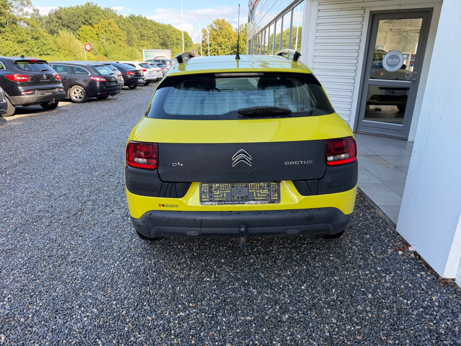 Gul Citroën C4 Cactus fra 2017