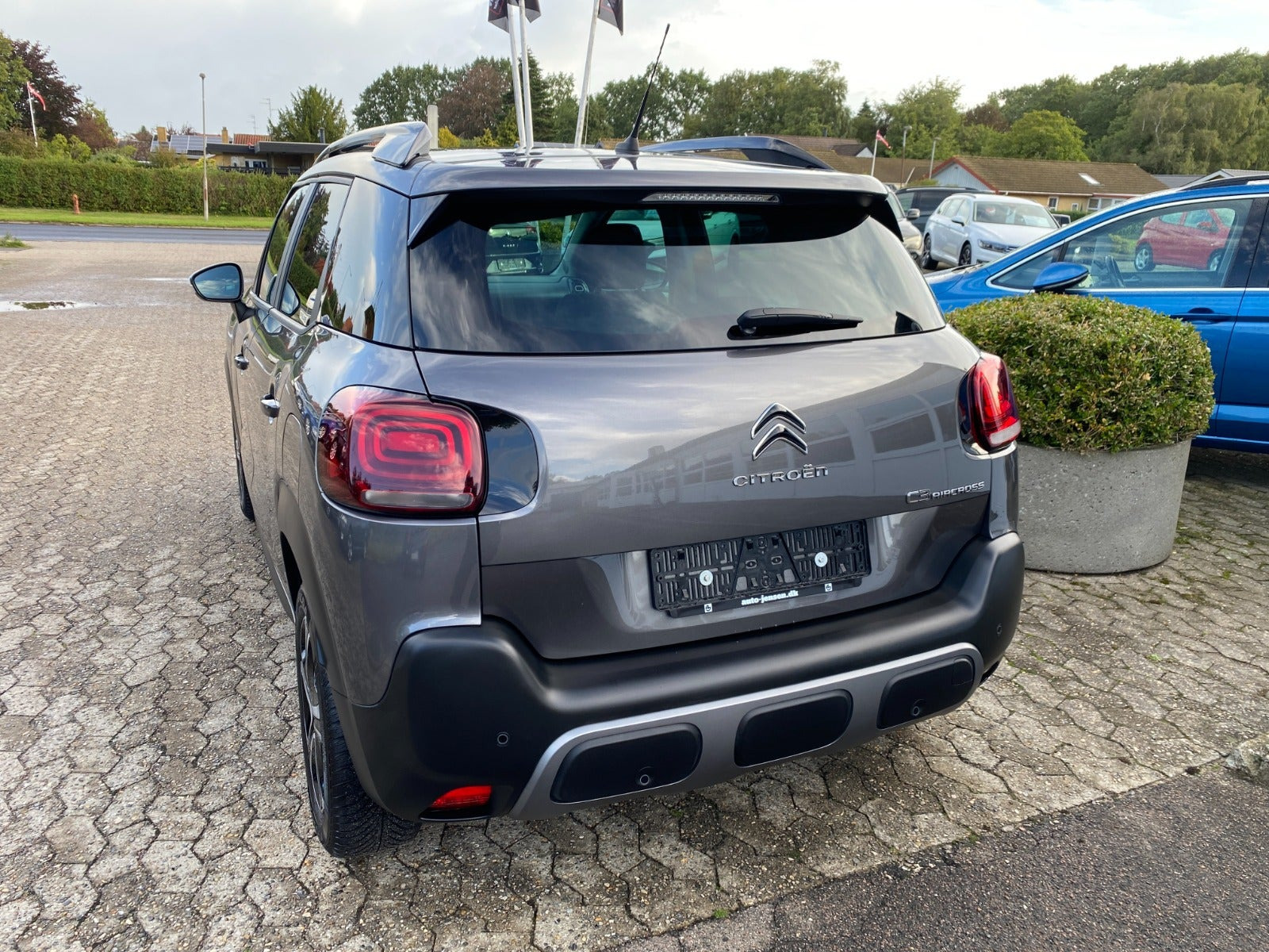 Grå Citroën C3 Aircross fra 2024